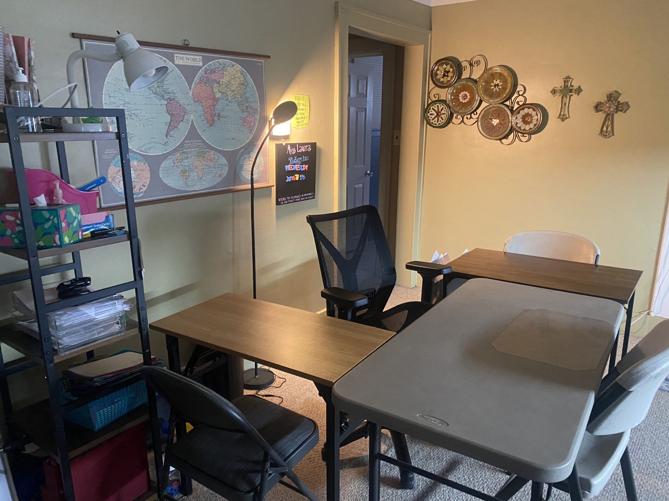 Another tutoring station